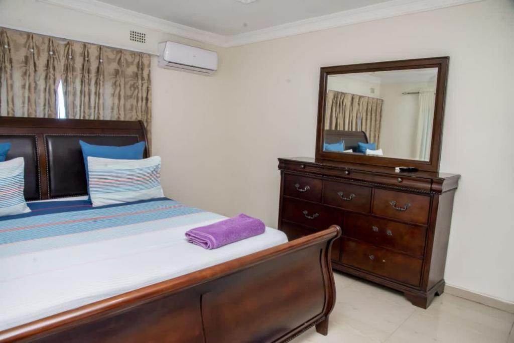 Royal Suites Apartments Лусака Экстерьер фото