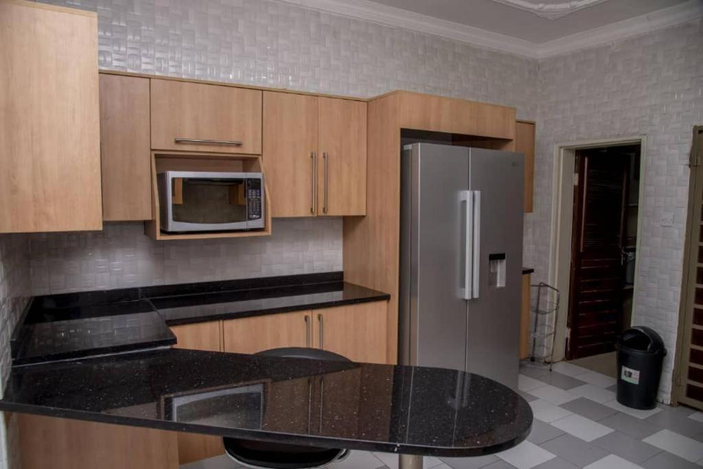 Royal Suites Apartments Лусака Экстерьер фото